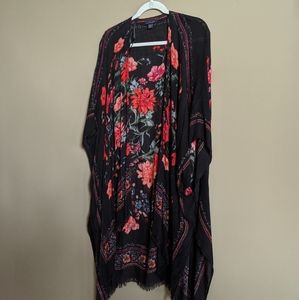 American Eagle Tropical/Floral Midi Kimono